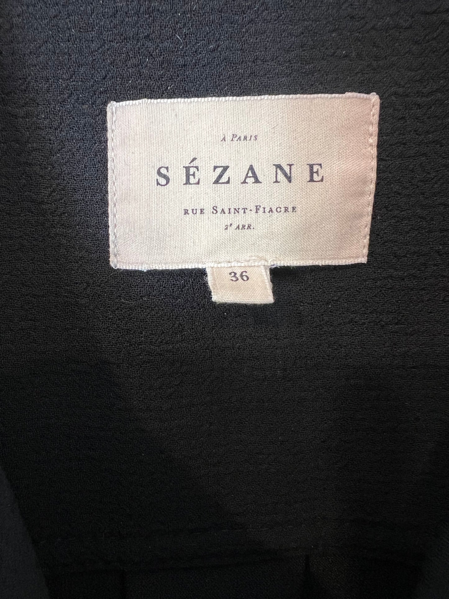 SEZANE. Mono negro ancho T.36