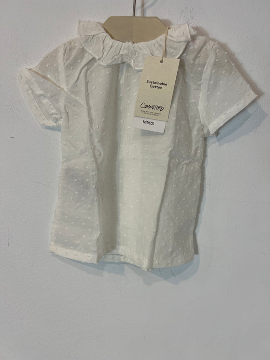 MANGO. Blusa plumeti blanca. T 9-12 meses