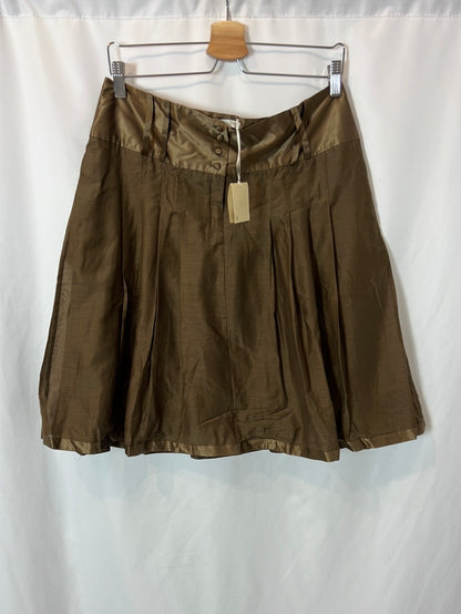 MASSIMO DUTTI. Falda verde seda T.40