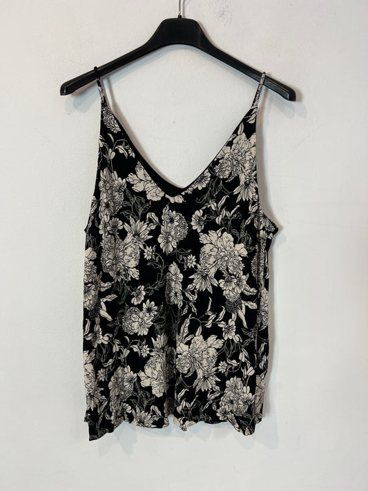 H&M. Top negro flores T.s