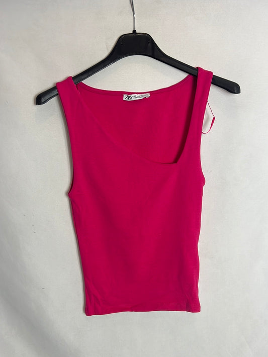 ZARA. Top rosa fucsia escote asimetrico . T S