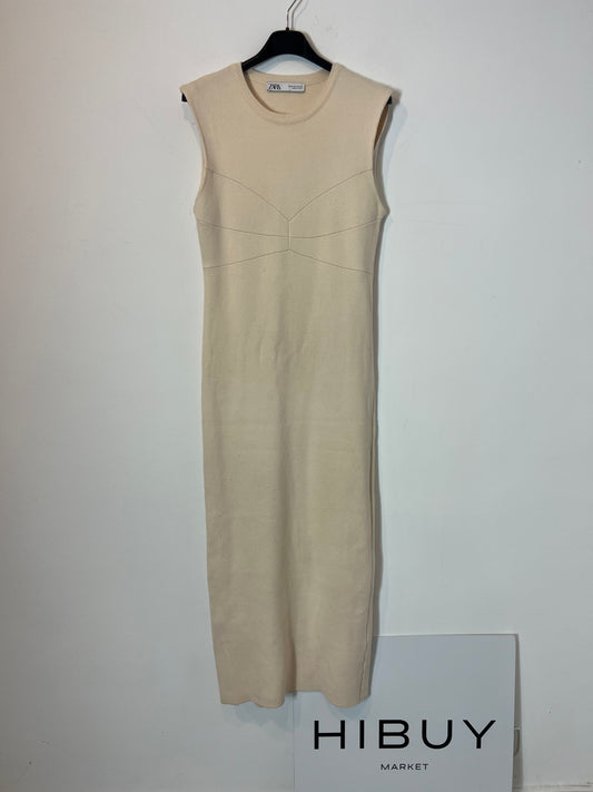 ZARA. Vestido largo punto beige  T.m