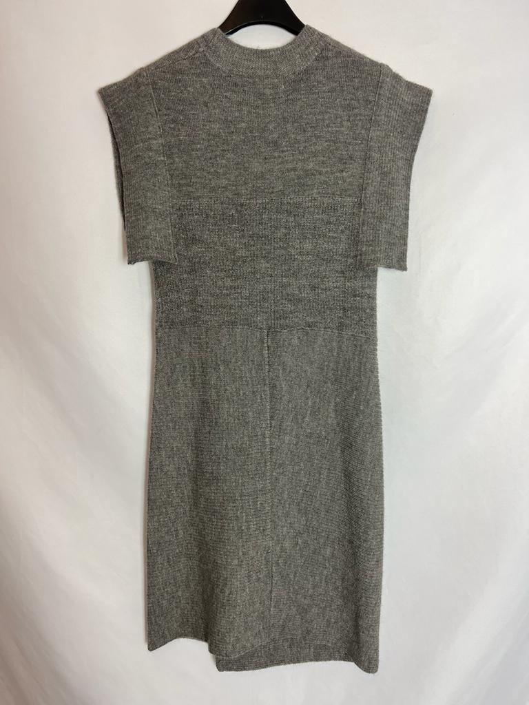 ISABEL MARANT. Vestido corto punto gris. T 36