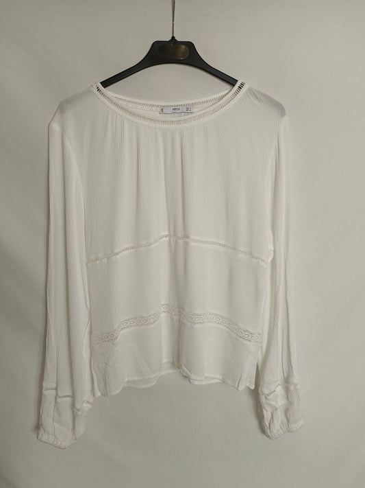 MANGO. Blusa blanca detalles troquelados T.S