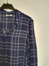 SHANA. Camisa larga azul semitransparente T.m
