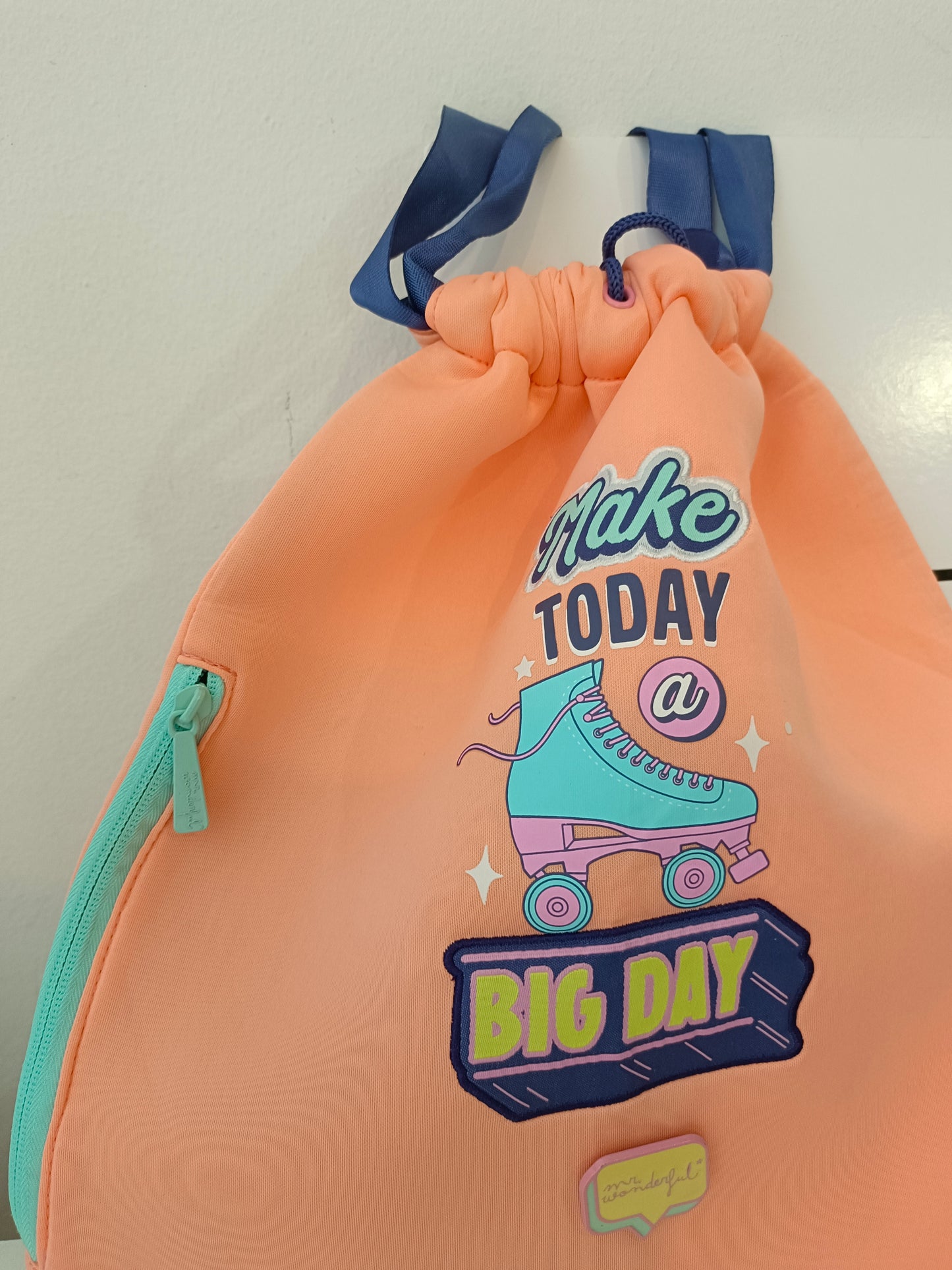 MR. WONDERFUL. Mochila neopreno