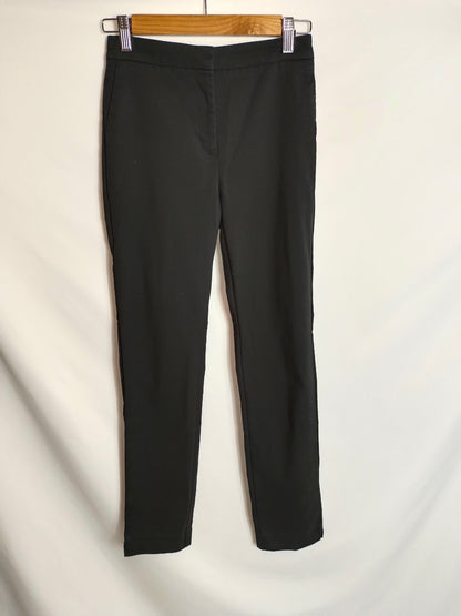 ZARA. Pantalón negro de vestir T.s