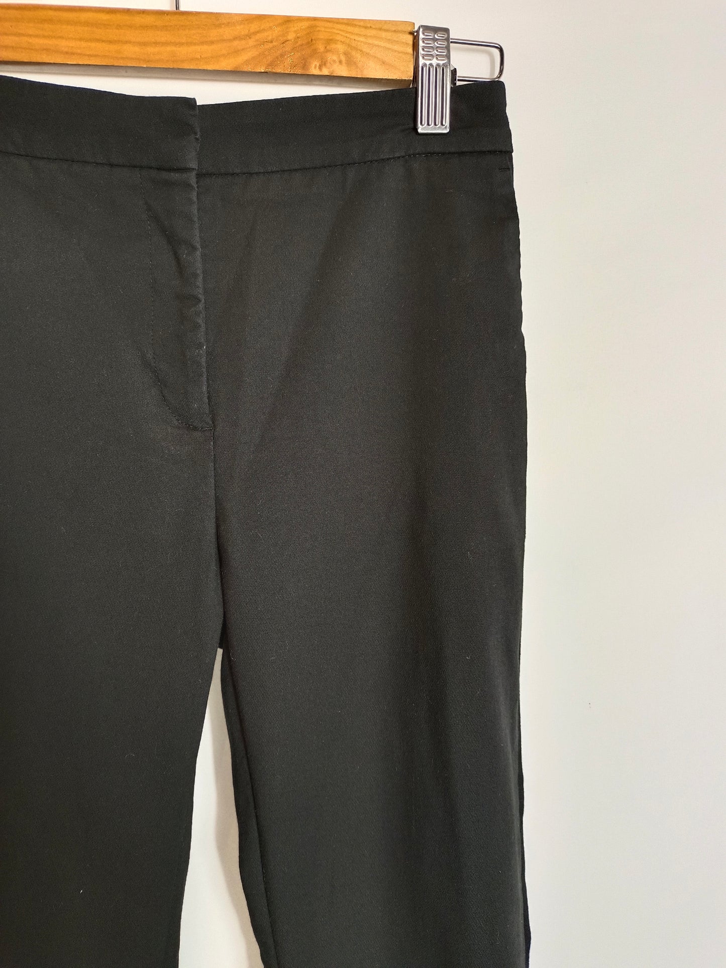 ZARA. Pantalón negro de vestir T.s