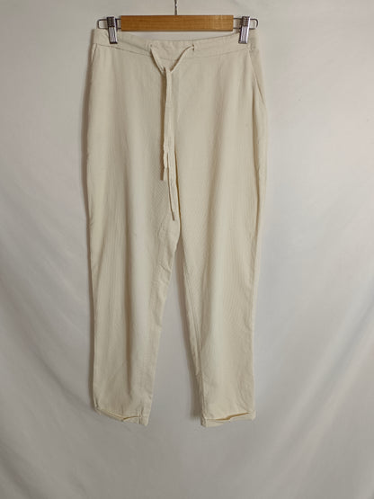 MANGO. Pantalón beige pana T.S