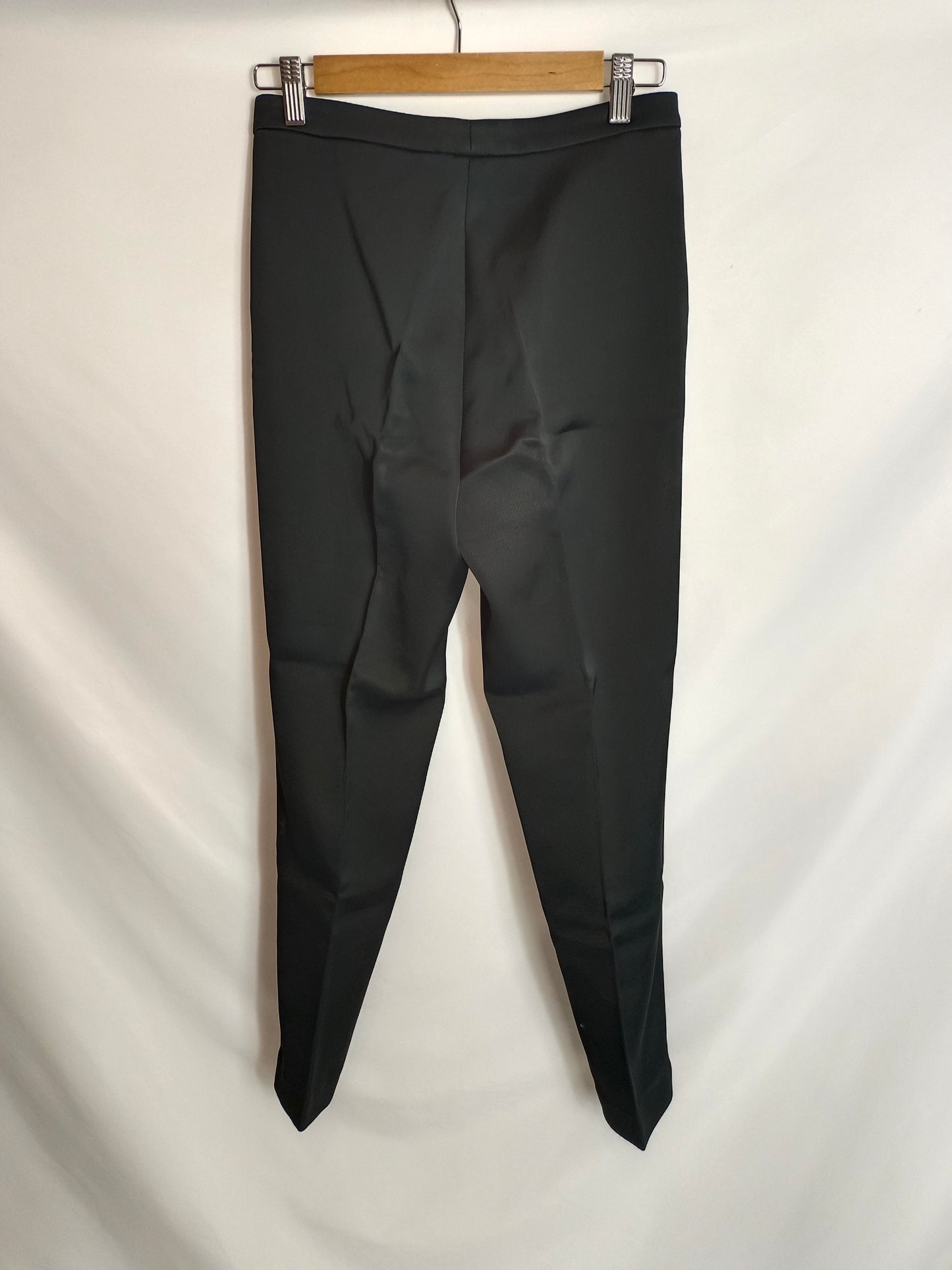 UTERQÜE. Pantalón raso negro T.XS