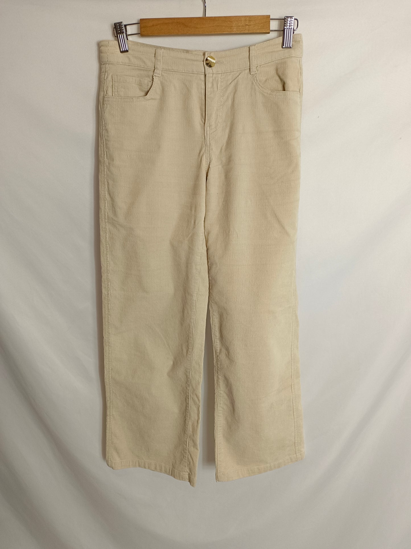 MANGO. Pantalón pana beige T.36