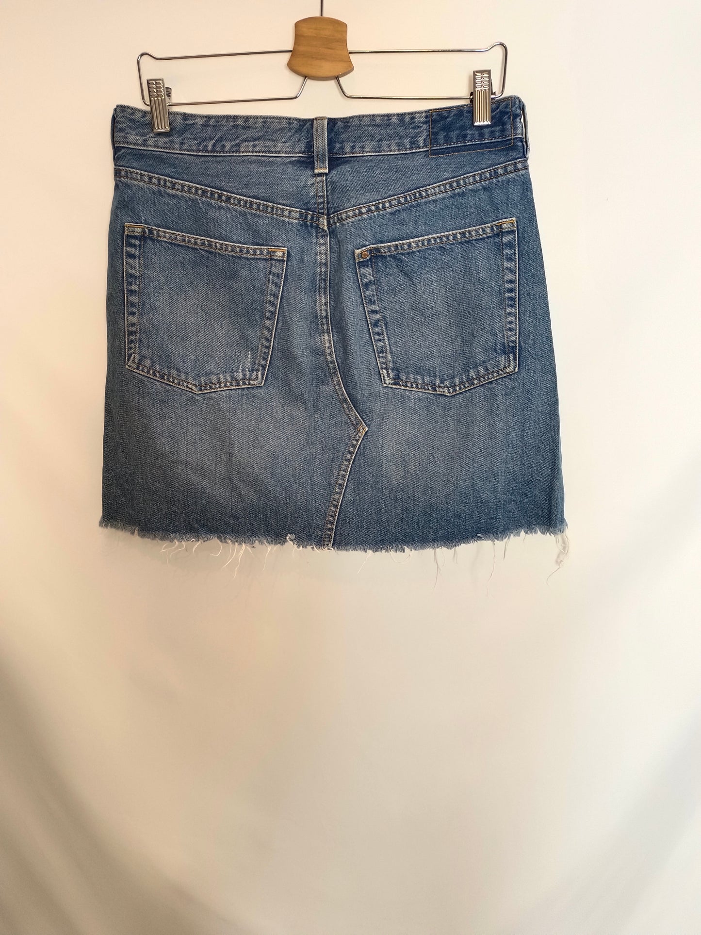 H&M. Falda denim corta T.42