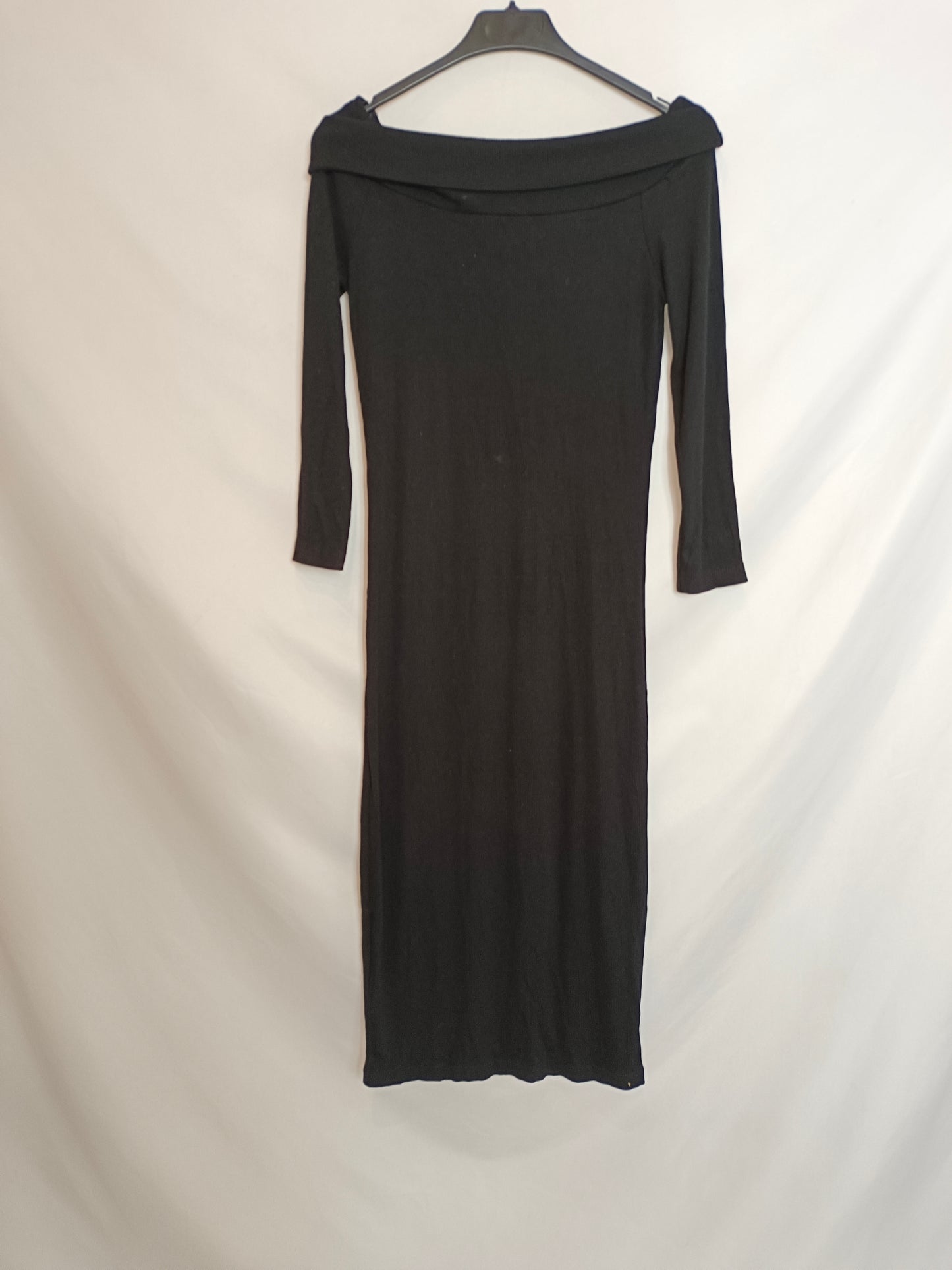 PULL&BEAR Vestido midi negro de canale T. m