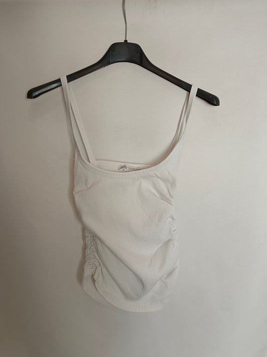 ZARA. Top blanco canalé T.xs