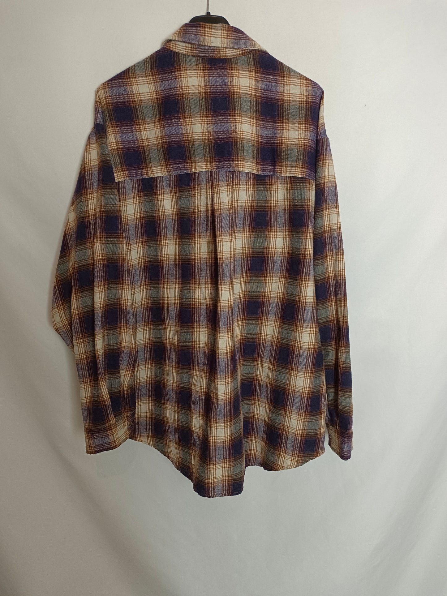 PULL&BEAR. Camisa cuadro T.m