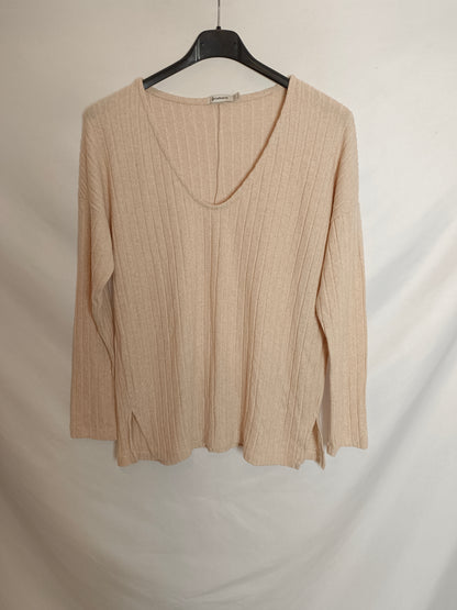 STRADIVARIUS. Jersey beige canalé T.s