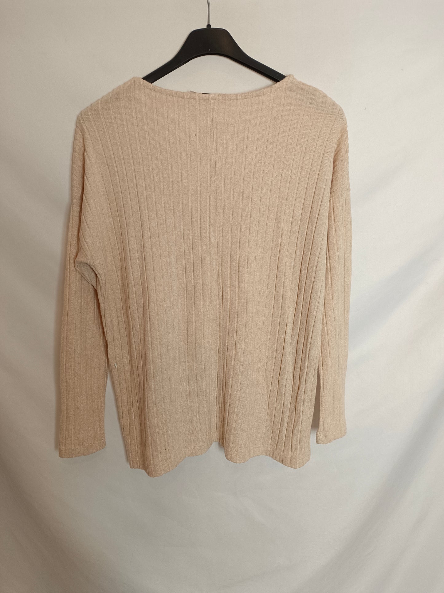 STRADIVARIUS. Jersey beige canalé T.s