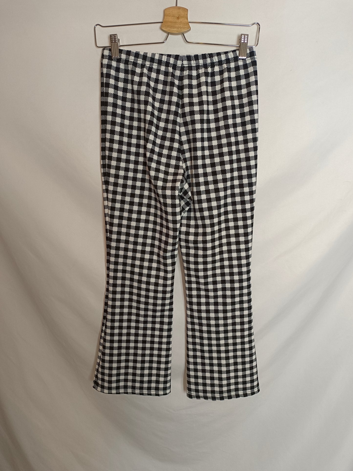 SHEIN. Pantalón negro cuadros T.m