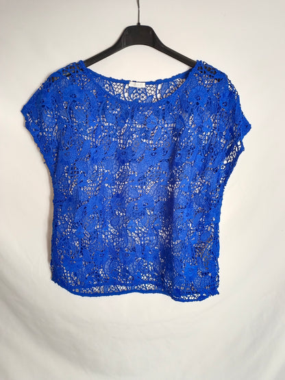 OYSHO. Top azul encaje T.m