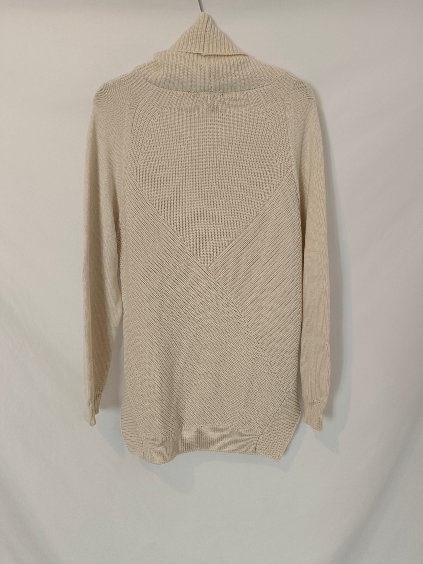 KILT. Jersey beige cuello alto T.40(s)