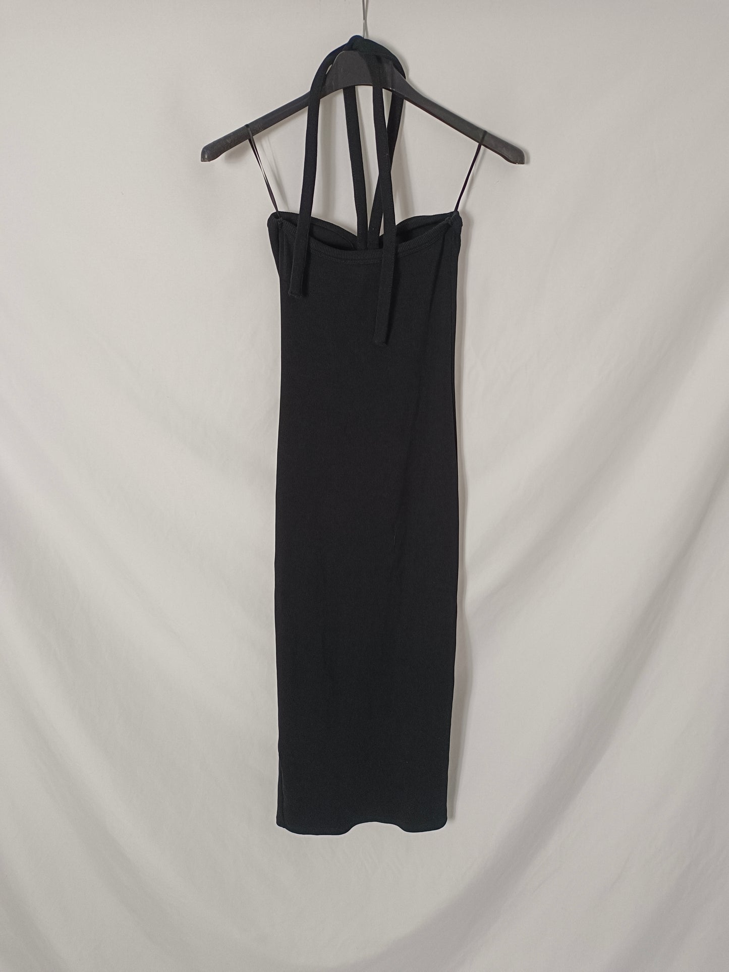 ZARA. Vestido negro canalé T.s