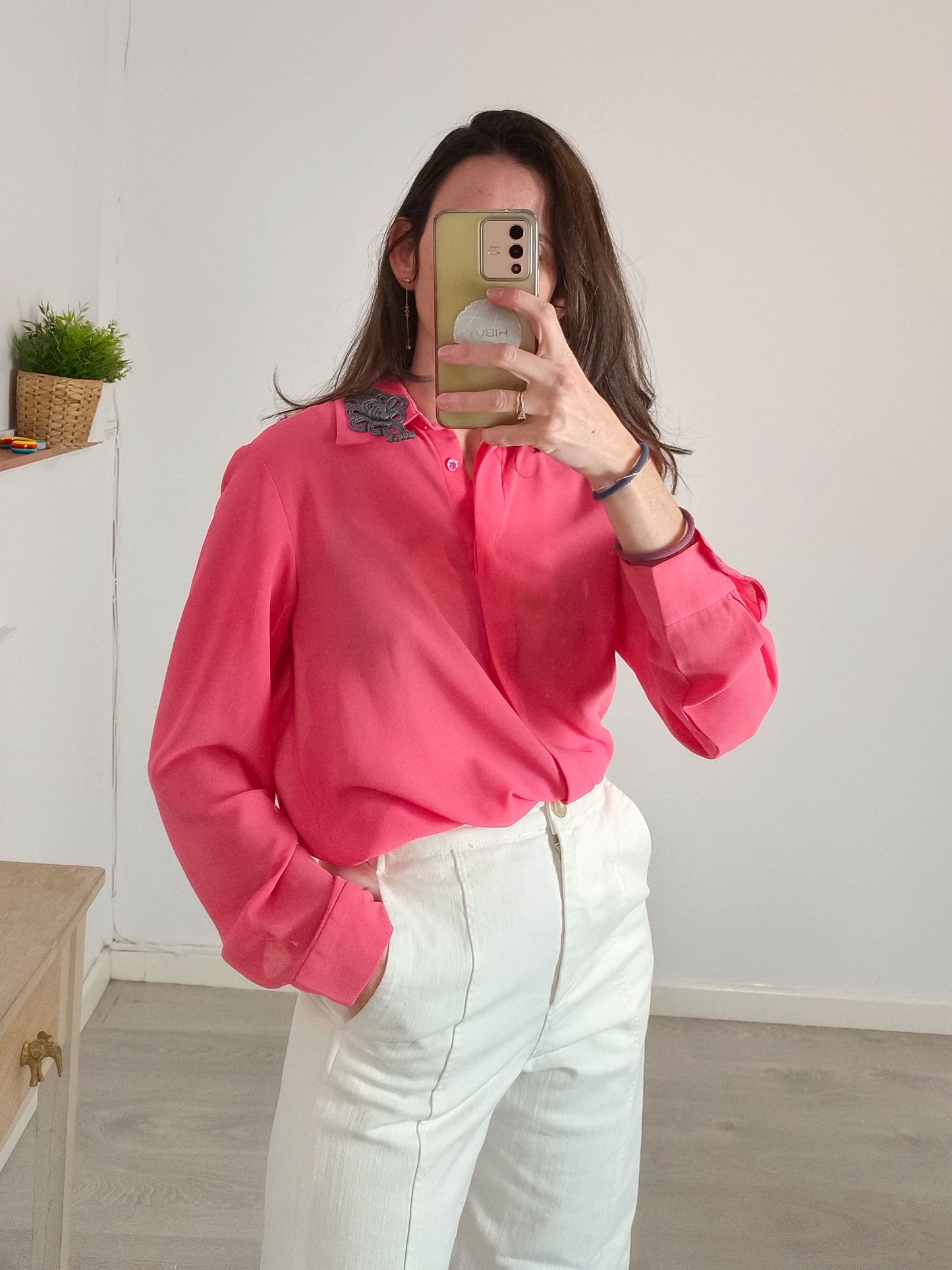 BIMANI. Blusa rosa detalle cuello. T S