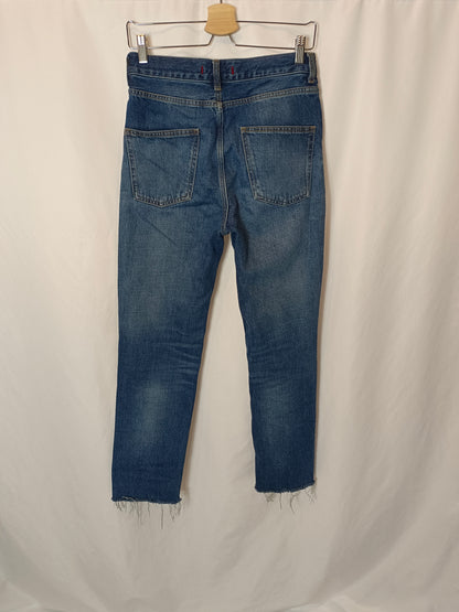 ZARA. Pantalón recto denim T.36