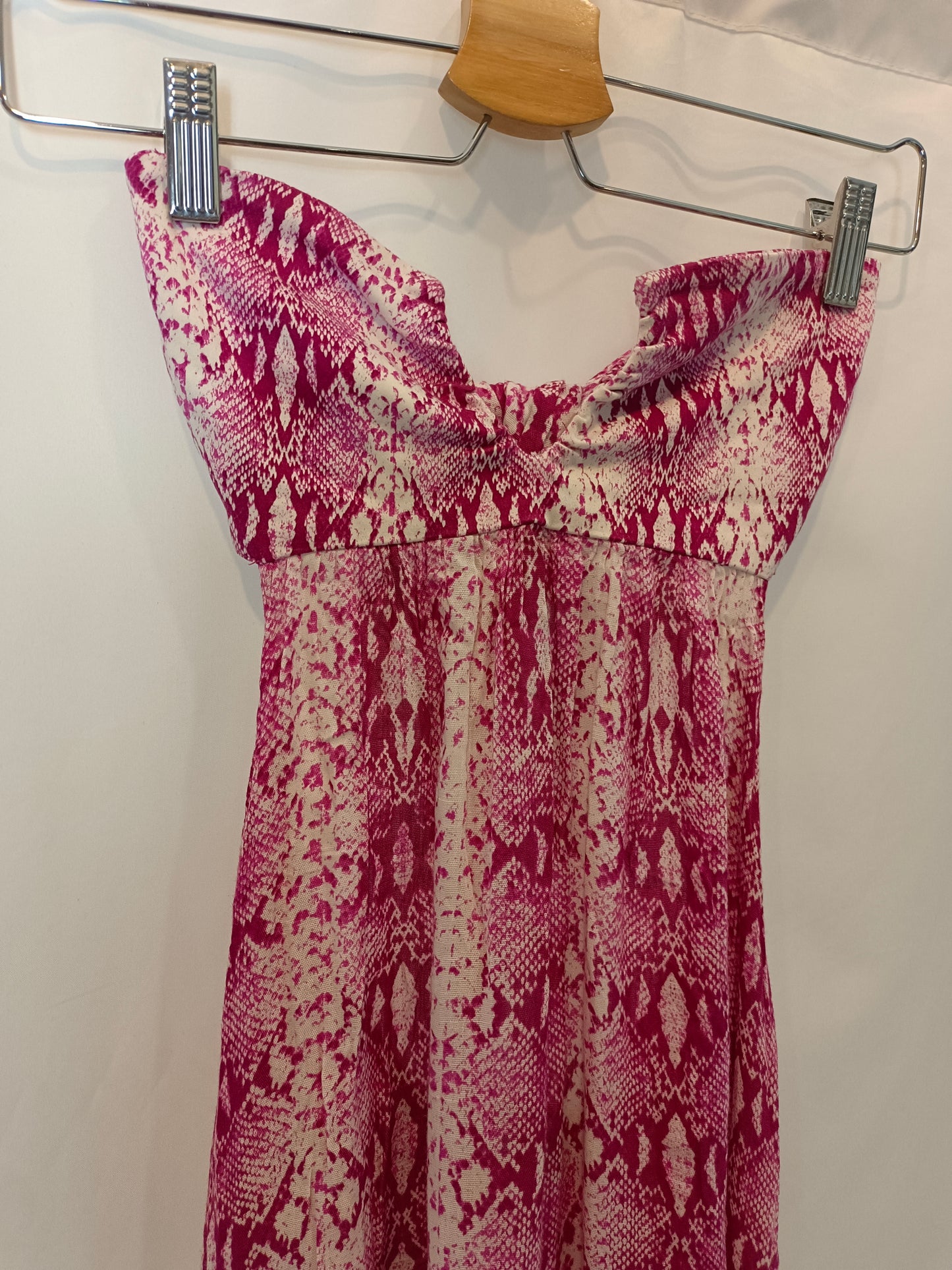 PAULINA KATARINA. Vestido largo animal print rosa T.s