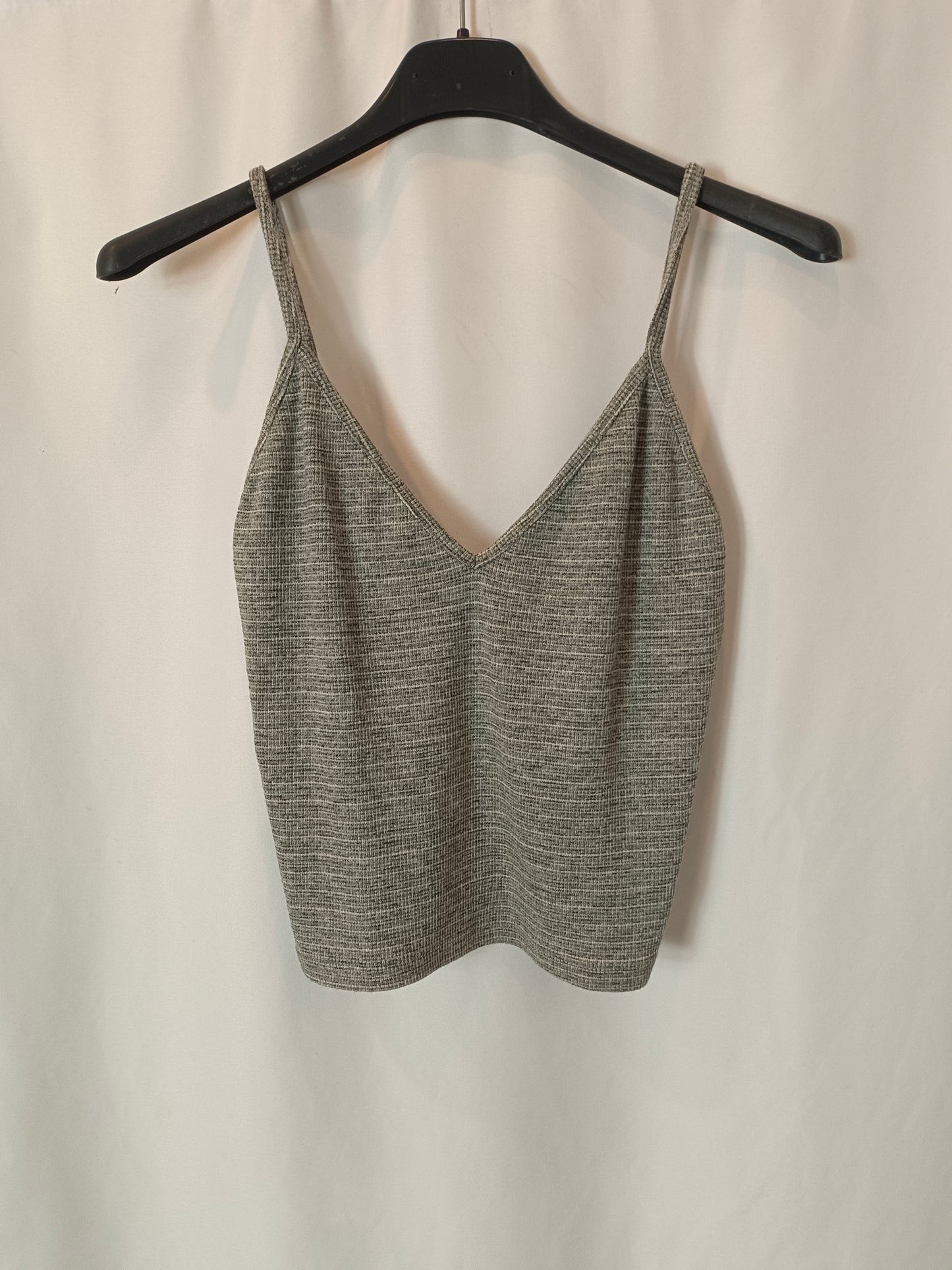 BRANDY MELVILLE.  croptop gris canalé T.S