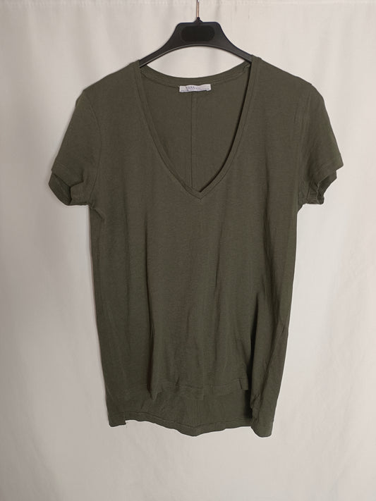 ZARA. Camiseta gris básica T.s