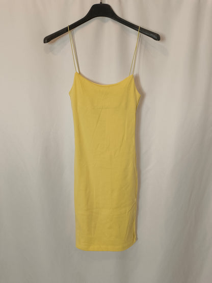 ZARA. Vestido amarillo entallado  T.s