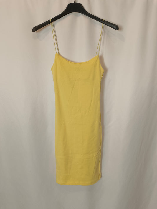 ZARA. Vestido amarillo entallado  T.s