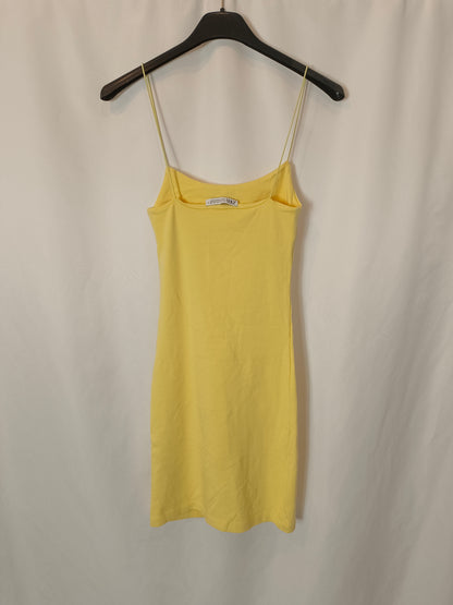 ZARA. Vestido amarillo entallado  T.s