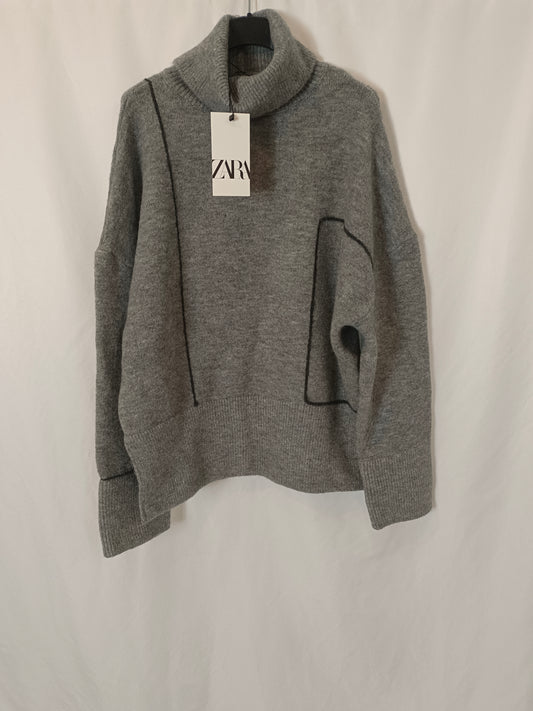 ZARA. Jersey gris costura T.m