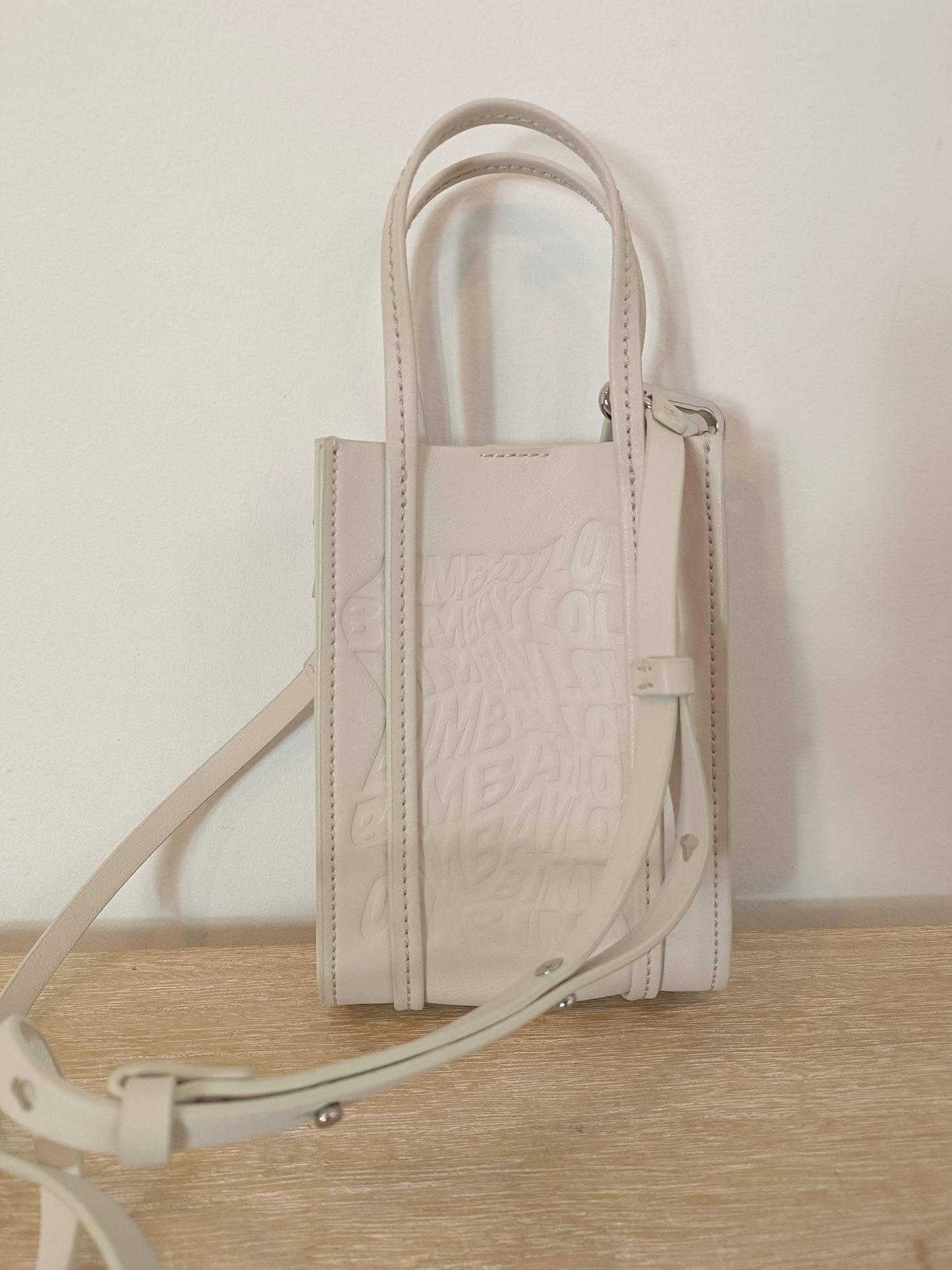 BIMBA Y LOLA. Bolso mini blanco