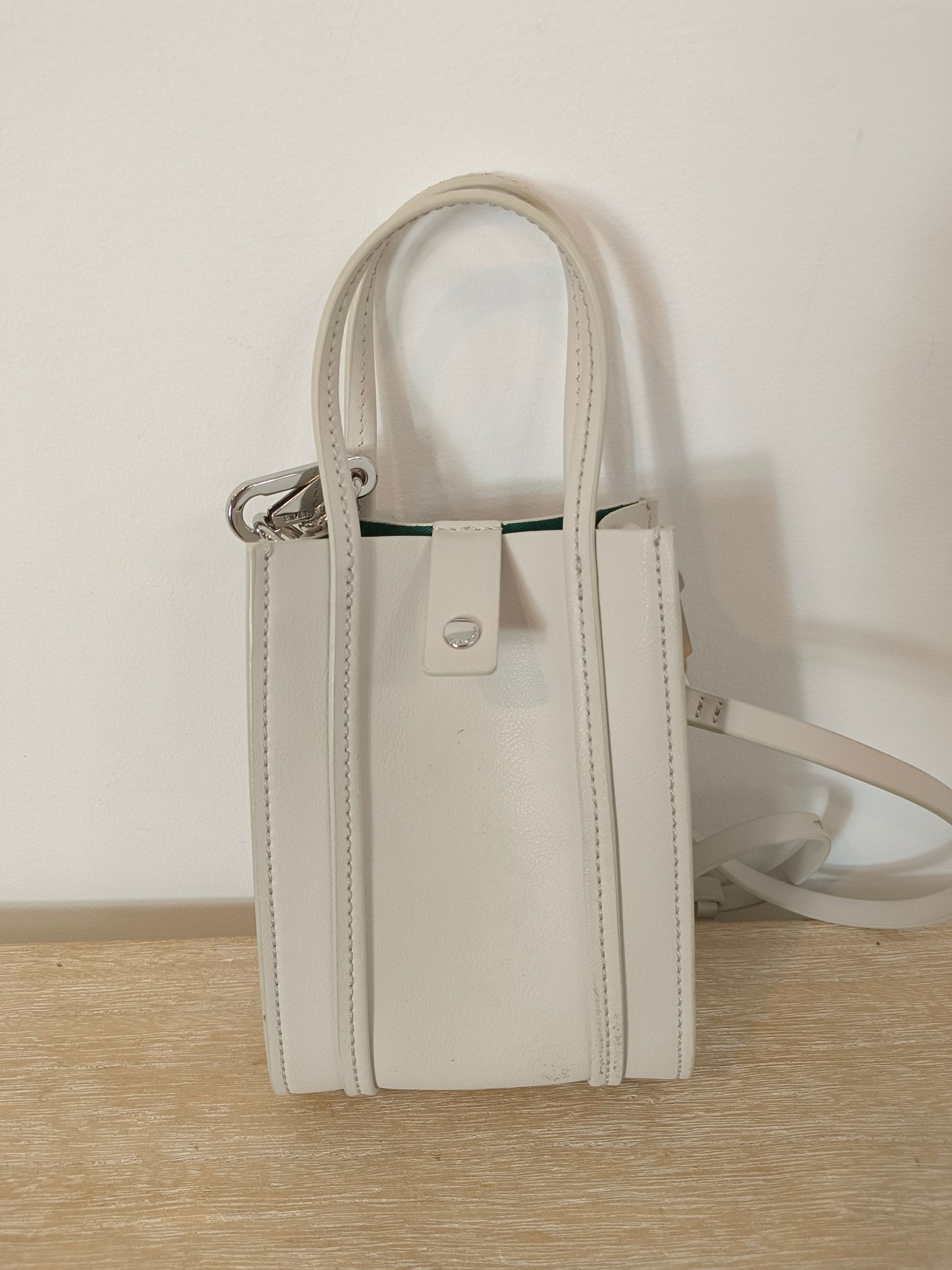 BIMBA Y LOLA. Bolso mini blanco