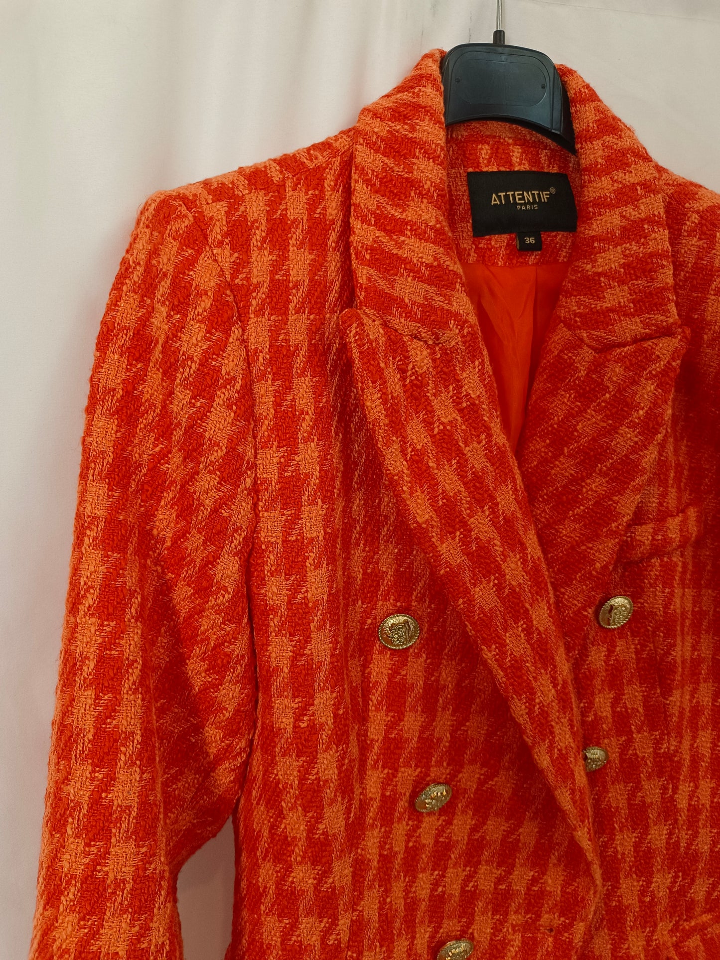 ATTENTIF. Chaqueta tweed naranja T.36