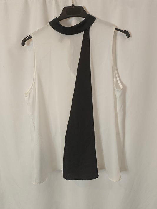 MANGO. Top blanco y negro T.m