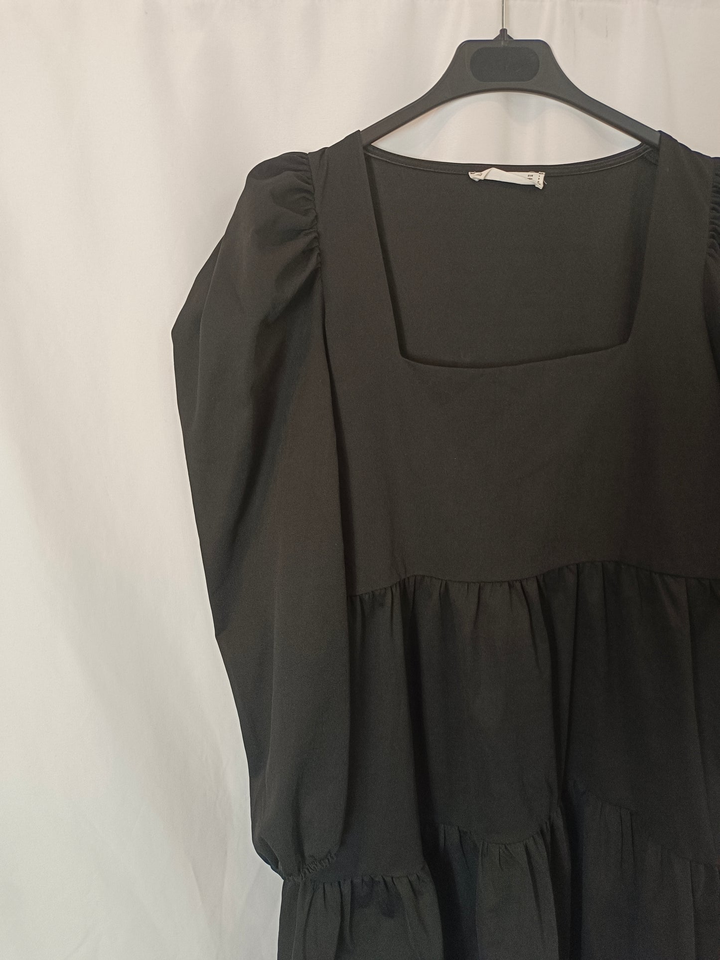 MANGO. Vestido corto negro volantes T.l