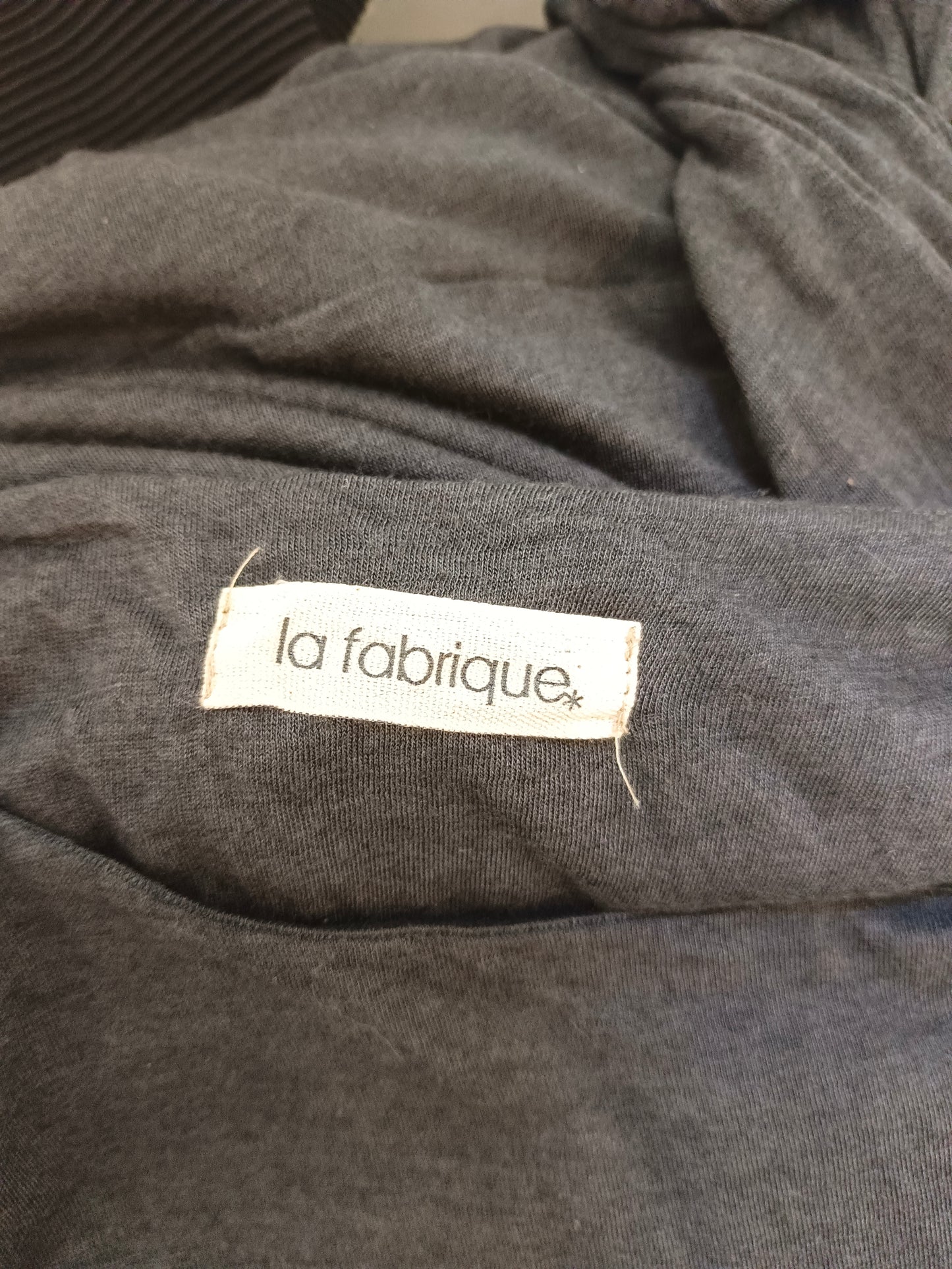 LA FABRIQUE. Vestido gris elástico T.l