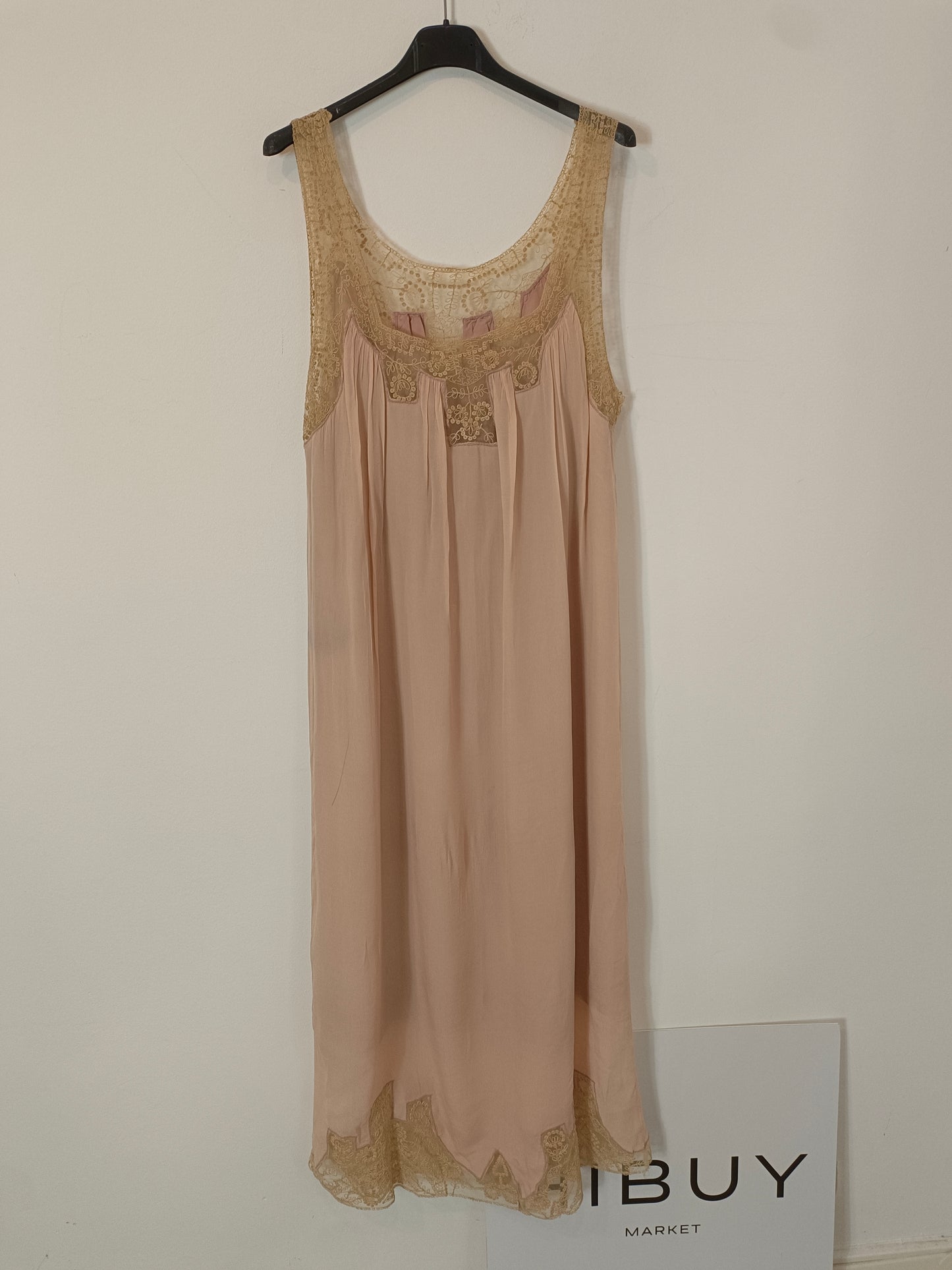 INTROPIA. Vestido rosa lencero T.38