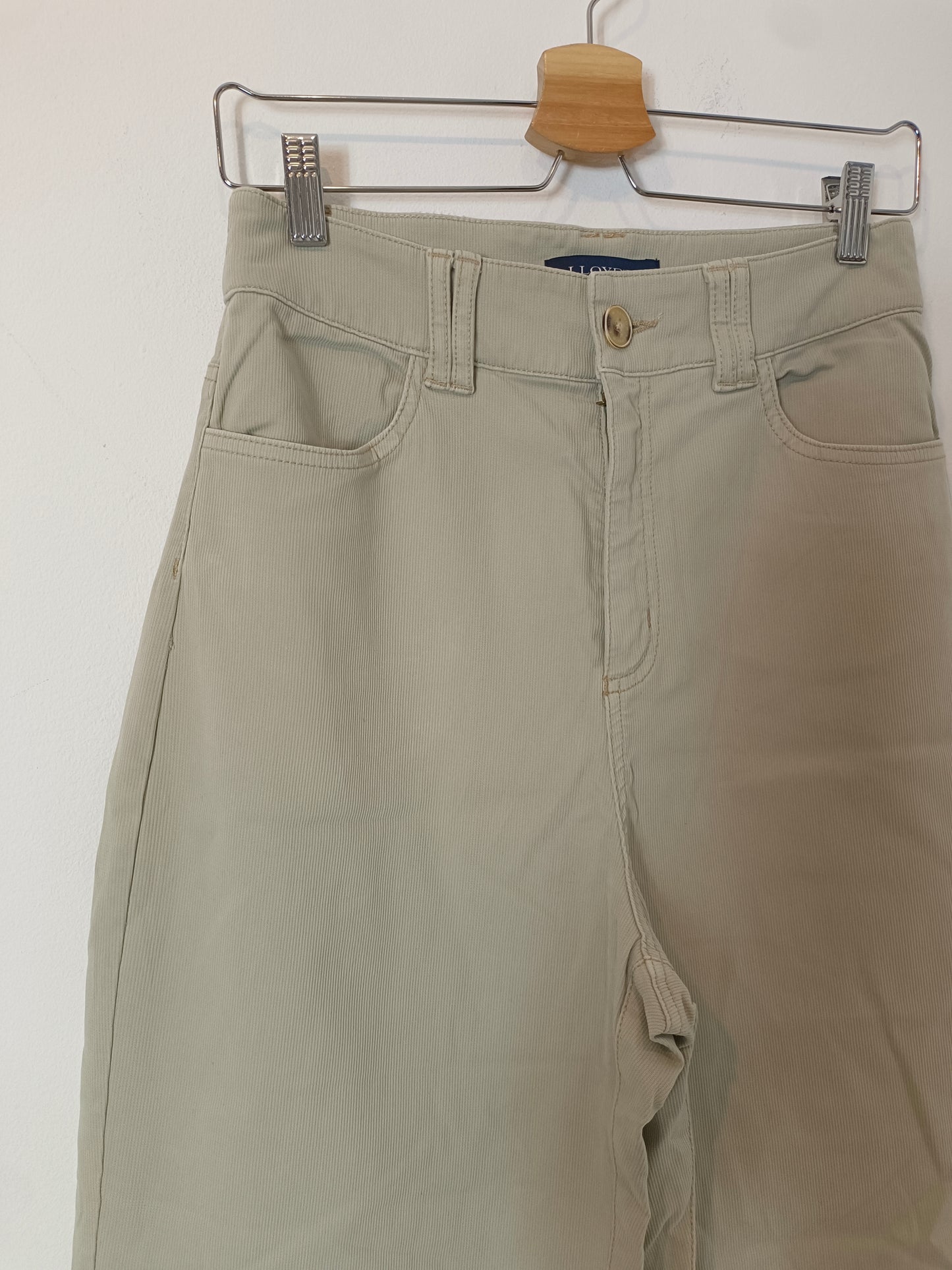 LLOYD'S. Pantalón monfit beige micropana T.38