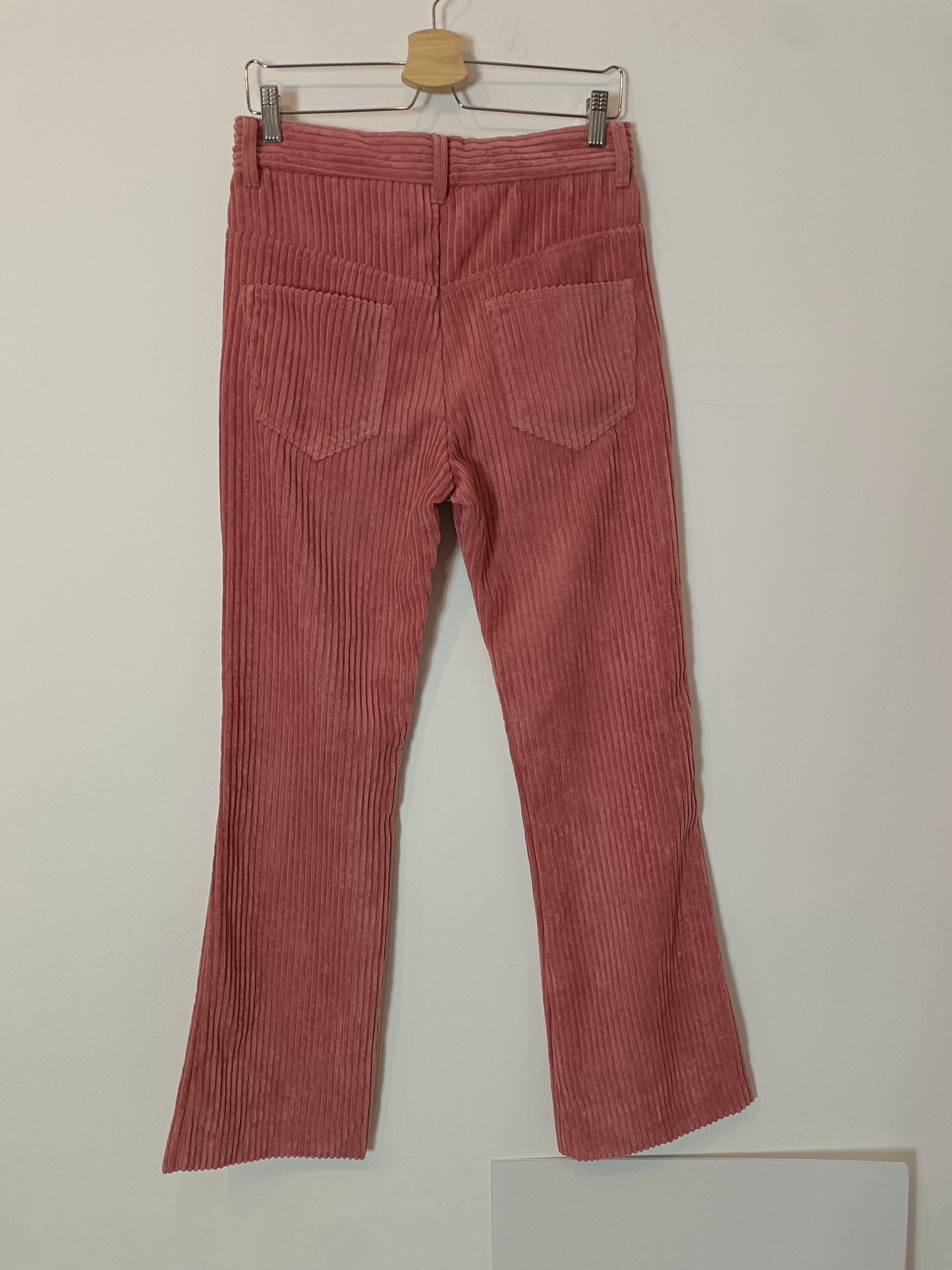 ISABEL MARANT ETOILE. Pantalón rosa pana T.36