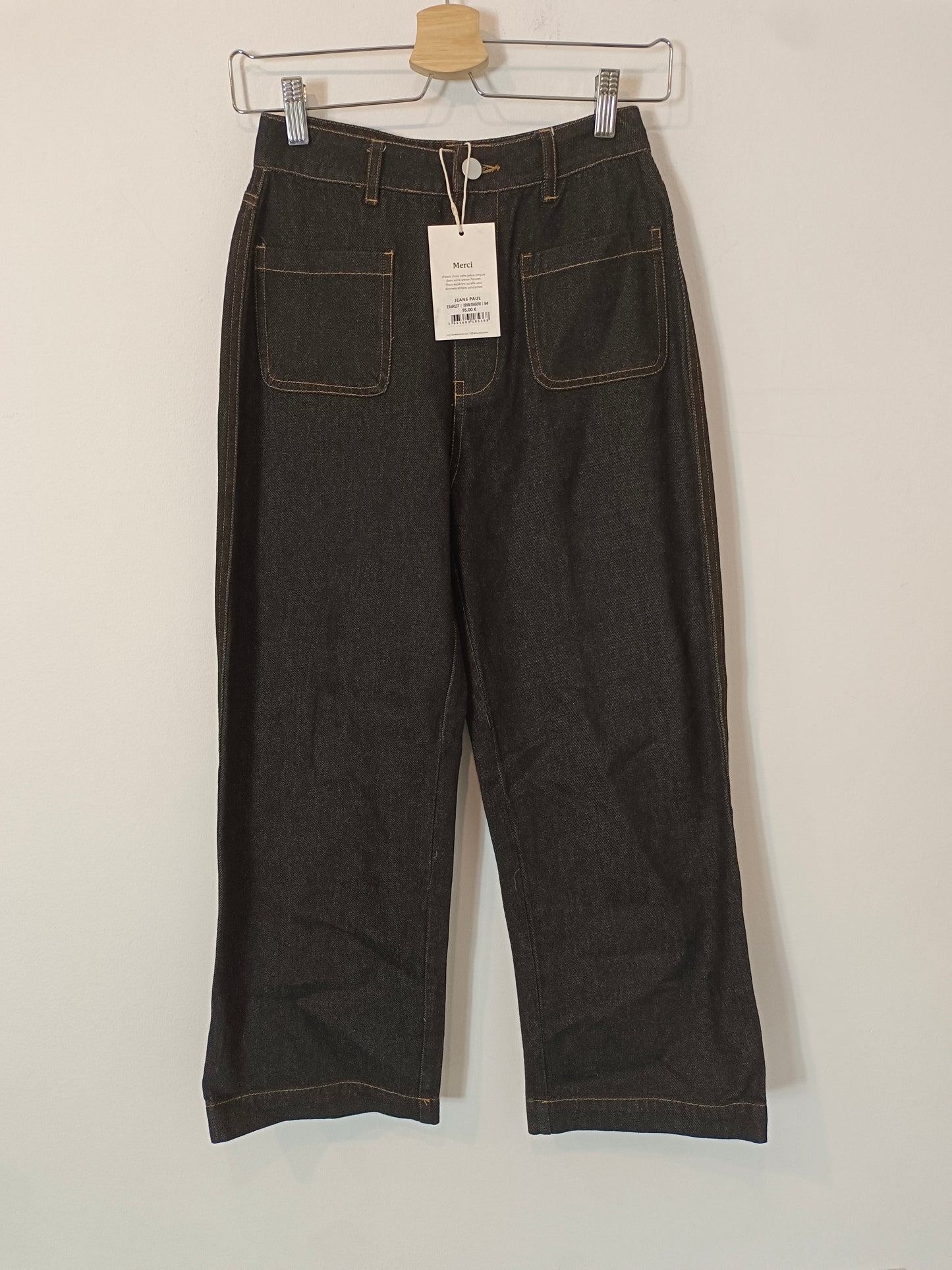 LAURE MAX +. Pantalón negro denim T.34