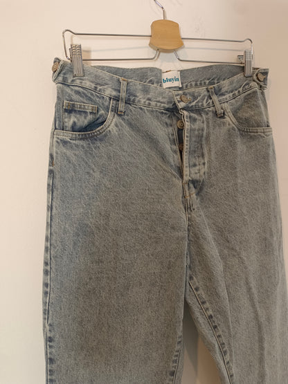 BLUYINS. Pantalón denim efecto desgastado  T.u(42)