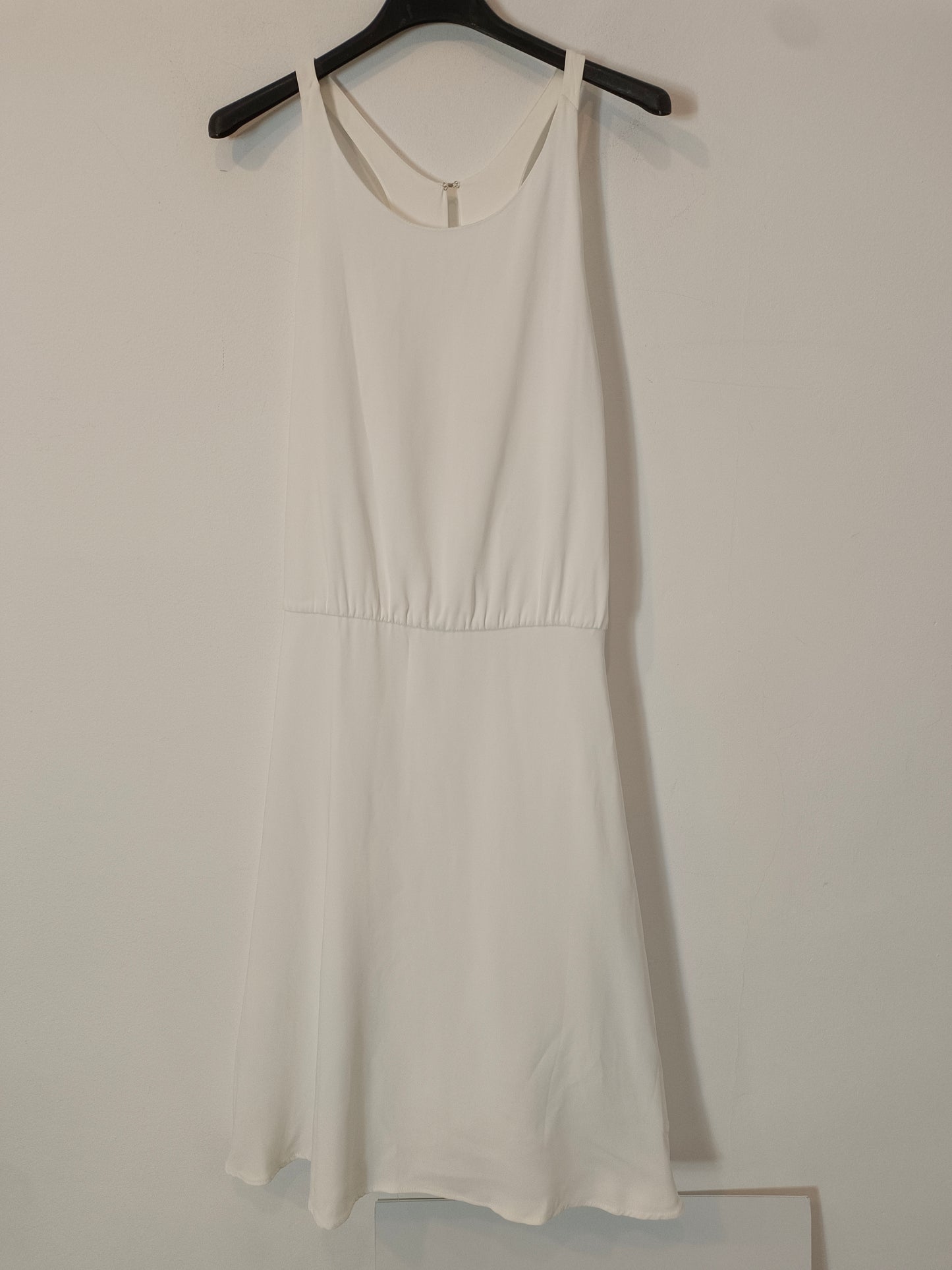 UTERQÜE. Vestido blanco corto tirantes T.L