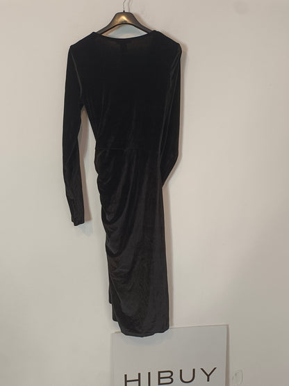 H&M. Vestido negro midi terciopelo  T.34