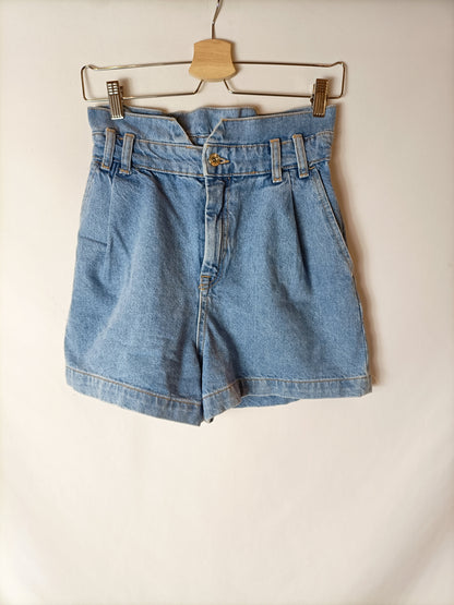 ZARA. Shorts denim slouchy T.36