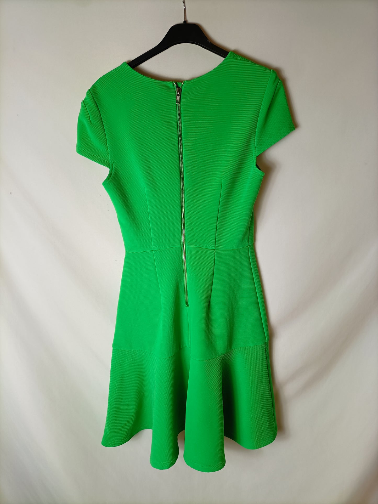 LOST INK. Vestido verde textura T.36