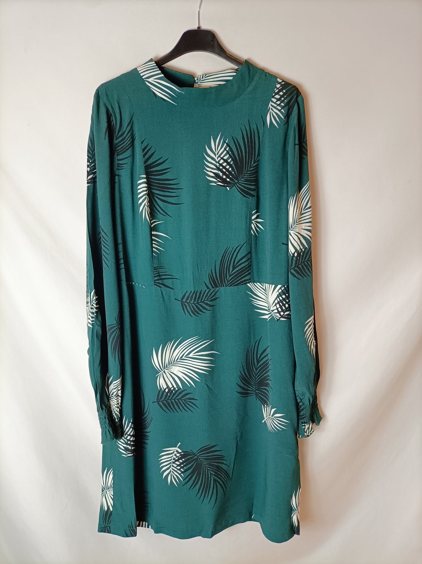 MARELLA. Vestido verde manga larga. T XL